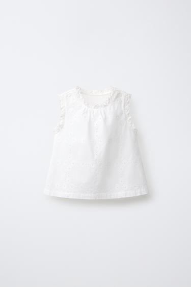 EMBROIDERED LACE TRIM BLOUSE